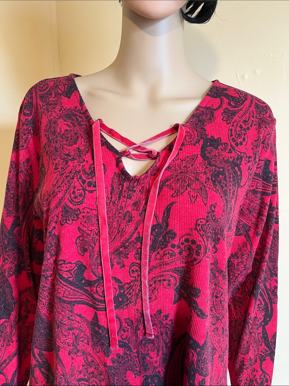 Cato Red Paisley Lace-Up V-Neck Tunic - Picture 2 of 5